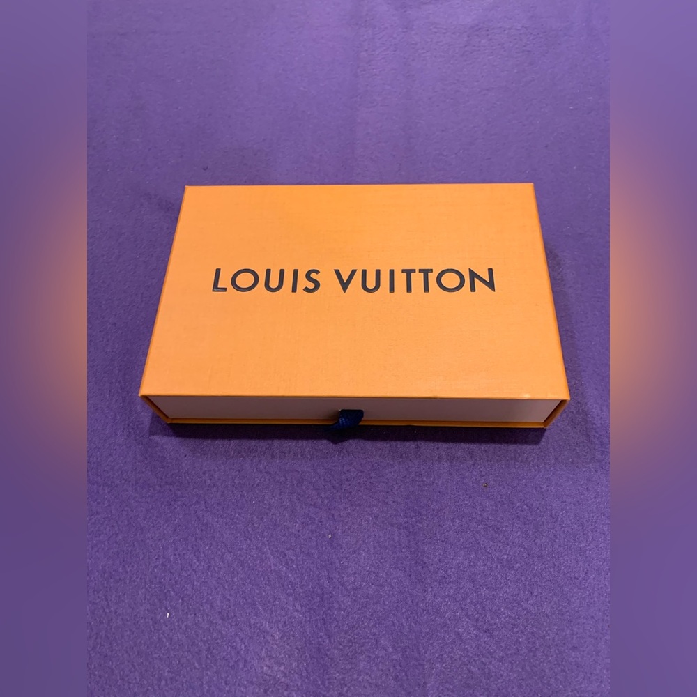 Louis Vuitton Amelia Trifold Wallet - Picture 13 of 13
